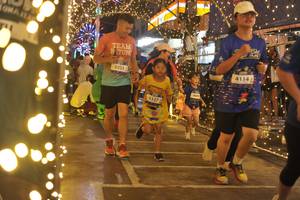 BIB: 3255, 3137, 4604, 4114
                            <button type="button" onclick="openModal(26220350)" class="btn btn-primary btn-sm float-right btn-popup" data-toggle="modal" data-target=".modal-high-quality">
                        <i class="fas fa-shopping-cart"></i> Add to Cart
                    </button>
                                            <button type="button" onclick="isThisMe(26220350, true)" class="btn btn-success btn-sm float-right btn-popup btn-isme hidden" data-toggle="tooltip" data-placement="bottom" title="นี่คือรูปของคุณใช่ไหม คลิกที่นี่เพื่อเอาเข้าอัลบั้ม">
                        <i class="fas fa-plus"></i> Add to album
                    </button>
                    <button type="button" onclick="isThisMe(26220350, false)" class="btn btn-warning btn-sm float-right btn-popup btn-isnotme hidden">
                        <i class="fas fa-ban"></i> Remove from album
                    </button>